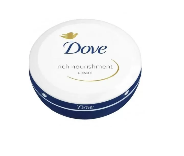 Dove Rich Nourishment barojošs krēms sausai