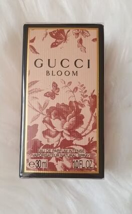 Gucci Bloom Eau De Parfum moterims: Tūris – 30 ml